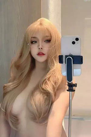 越南Coser美女SayoMomo-No.058 - Blondie Office Lady 主题写真 [67P]