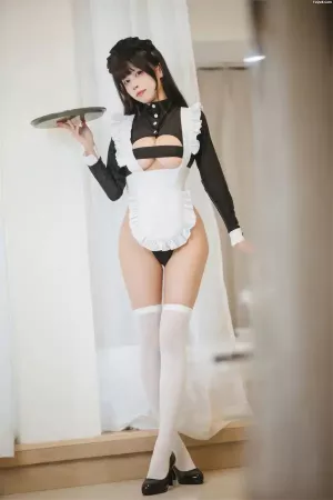 国产Coser美女三無人型-NO.011 高叉女仆 主题写真 [42P]
