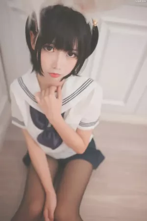 Coser美女面饼仙儿 NO.053 面饼兔耳JK 主题写真 [17P]