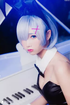 Coser美女面饼仙儿 NO.007 兔女郎 主题写真 [52P]