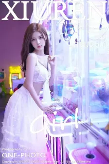 [XiuRen秀人网] 2025.09.22 No.10791 拍黄瓜girl 白色连衣裙 [74P]