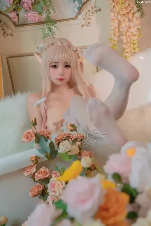 颜值博主咬一口兔娘 No.021 - 豌豆公主的秘密花房 主题写真 [38P]