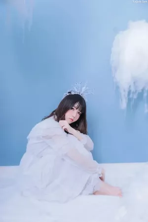 动漫博主桜桃喵No.112 - Happy birthday 主题写真 [8P]