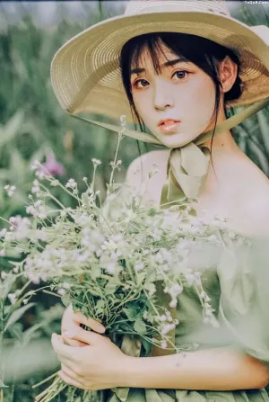 [YITUYU艺图语]No.20250789_04.08 野花的季节 悠然Hime [25P]