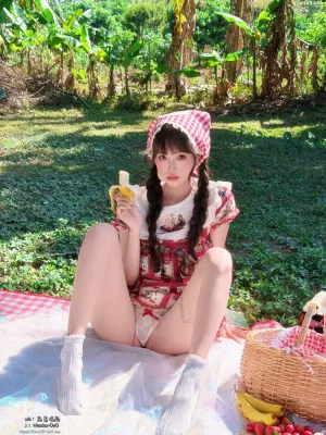 Coser美女_麻薯好吃_No.022 野餐篮 最后一层 主题写真 [109P]