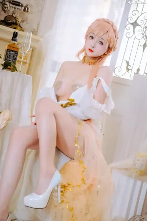 Coser美女日奈娇 No.136 – 闪电姐  主题写真 [42P]