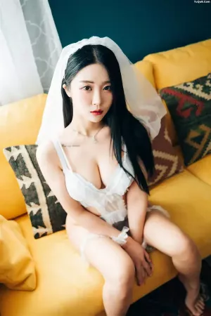 韩国美女模特Bomi No.023 - [Loozy] Holiday 主题写真 [94P]