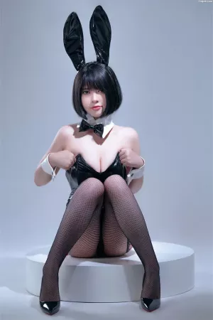 Coser美女BANBANKO半半子No.038 – Bunny Vol.02 主题写真 [75P]
