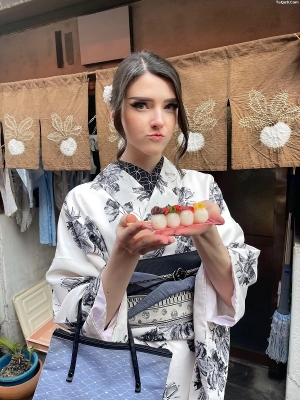 拉脱维亚Coser美女CandyBall-No.053 – kimono 主题写真 [39P]