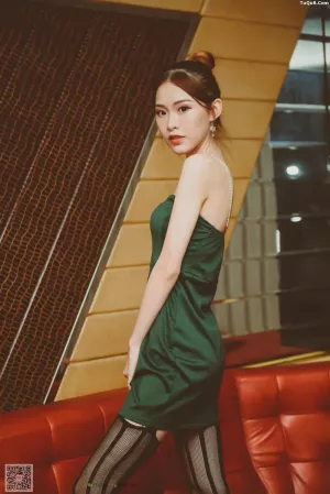 SSA丝社写真 NO.019 琪琪 KTV骨感网袜美女 主题写真 [96P]
