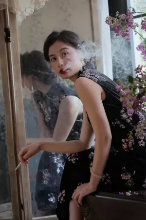 [YITUYU艺图语]No.20260067_01.08 一抹嫣红入画 春山 [11P]