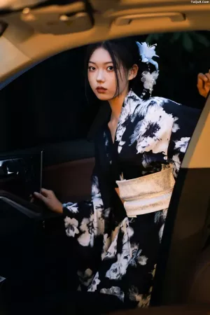[YITUYU艺图语]No.20250818_04.11 黑道千金小姐 奇妙 [15P]