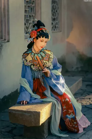 [YITUYU艺图语]No.20260438_03.15 仿梁红玉戏曲 花时时 [14P]