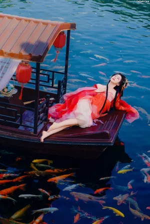 [YITUYU艺图语]No.20260452_03.17 浮光映锦鲤，万事皆如意。 富婆 [23P]