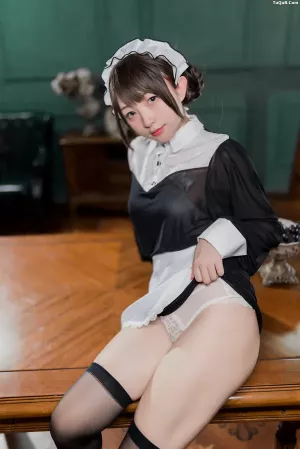 国产Coser美女九言_No.017 – 黑丝透明短裙女仆 [66P]