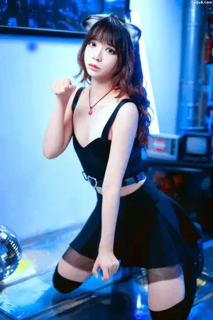 Coser美女疯猫ss No.042 - 幻象蓝猫 主题写真 [28P]