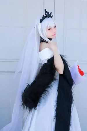 动漫博主G44不会受伤 NO.004 G44 98K婚纱 德皇 主题写真 [25P]