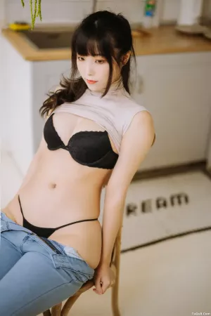 国产Coser美女_汪知子_No.013 – 姐姐的牛仔裤 主题写真 [42P]