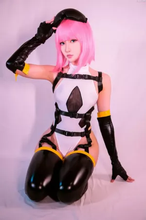 亚裔Coser美女-MisswarmJ-025 - Cyber MissWarmJ 主题写真 [53P]
