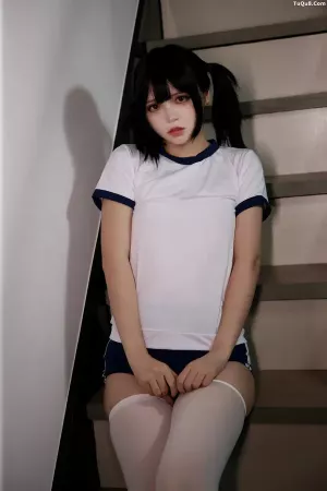 Coser美女疯猫ss No.081 - 白色情人节福袋 体操服 主题写真 [40P]