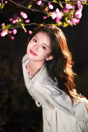 [YITUYU艺图语]No.20250266_02.11 海棠花开 Enndme  [16P]