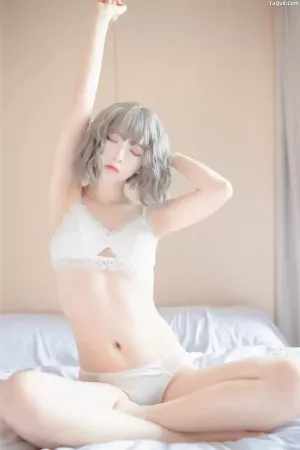 Coser美女疯猫ss No.055 - 《思绪》五套合集 主题写真 [152P]