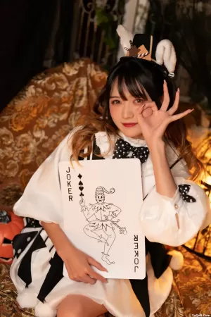 颜值博主_兔子Zzz不吃胡萝卜_No.006 – 魔法少女兔 主题写真 [26P]