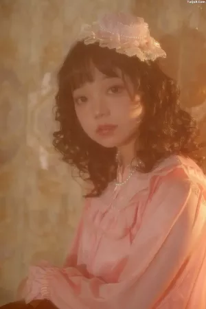 [YITUYU艺图语]No.20250184_02.01 法式少女 贝贝bu睡觉  [22P]