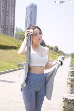 XRFW0109 秀人番外 鱼子酱 -  紧身瑜伽服饰 主题摄影 [78P]
