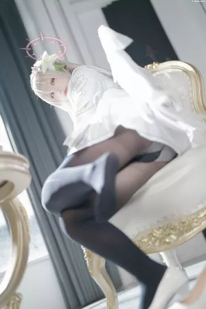 Coser美女lunananya-No.034 蔚蓝档案 桐藤渚 主题写真 [22P]