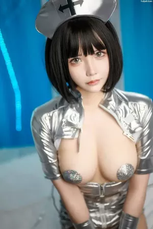 Coser美女抱走莫子aa-No.060 – 银护士 主题写真 [65P]
