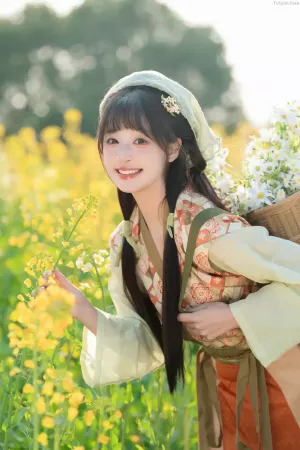 [YITUYU艺图语]No.20250929_04.25 油菜花 夏芋小年 [39P]