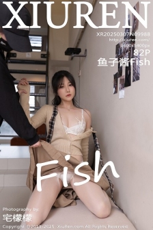 [XiuRen秀人网]No.9988_模特鱼子酱Fish性感浅色短裙配开档白丝秀曼妙身姿完美诱惑写真82P