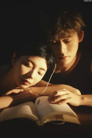 [YITUYU艺图语]No.20250997_05.01 光记录了我们的故事 晴天+卡卡 [14P]