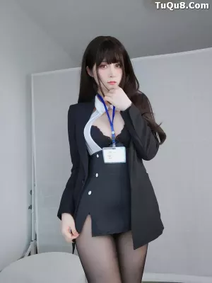 台湾Coser美女白银81-088 - 自拍 Vol.62 黑丝OL 主题写真  [169P]