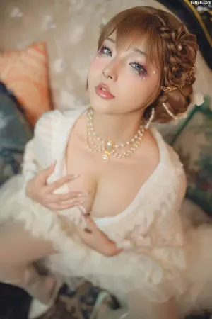 Coser美女Yuuhui玉汇No.099 - 巴黎春梦 主题写真 [139P]