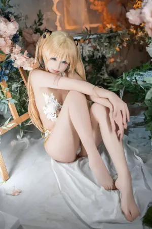Coser美女Quan冉有点饿No.032 – 生或死 玛丽罗斯 主题写真 [40P]