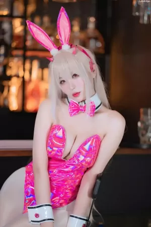 Coser美女轩萧学姐 No.072 – 毒蛇bunny 主题写真 [88P]