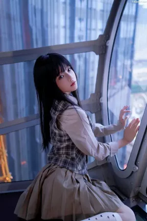 动漫博主桜桃喵No.245 - 制服摩天轮 主题写真 [27P]