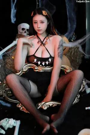 Coser美女奈汐酱NiceNo.069 – 万圣节 主题写真 [55P]