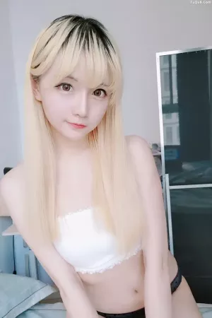 Coser美女星之迟迟-私人订制-010 - 白衬衣 主题写真 [61P]