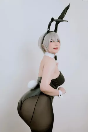 越南Coser美女Uy Uy - No.011 Uzaki Bunny Suit 主题写真 [25P]