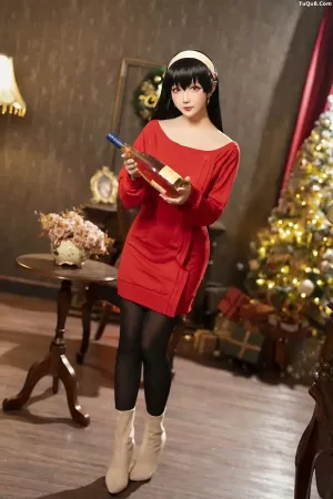 Coser美女星之迟迟No.172 - 圣诞节 约尔1 私服 主题写真 [44P]