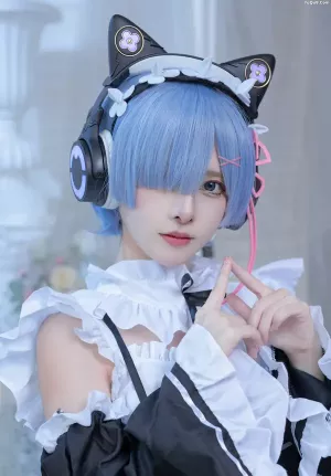 Coser美女腥味猫罐 - NO.004 REM蕾姆 主题写真 [12P]