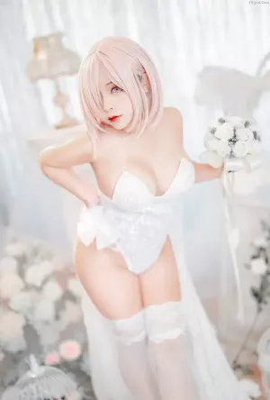 越南Coser美女SayoMomo-No.028 - Mashu white lingerie body oil [57P]