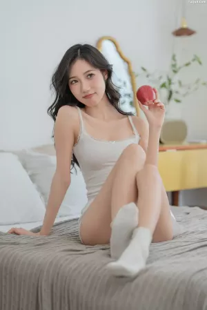 [YITUYU艺图语]No.20250071_01.15 纯欲少女 o1ne万  [33P]