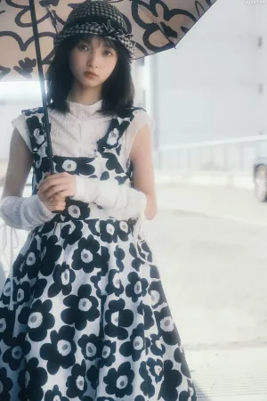 [YITUYU艺图语]No.20250328_02.19 今天的天空就像蓝色的情书 乌堆少女  [24P]