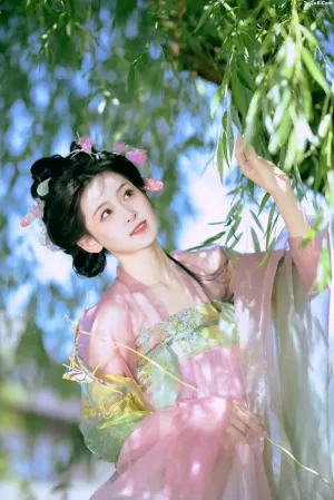 [YITUYU艺图语]No.20250995_05.01 初夏游园记 甜心芽芽 [29P]