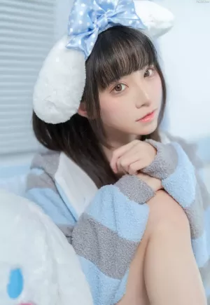 动漫博主Kitaro绮太郎No.104 – 玉桂狗 主题写真 [14P]