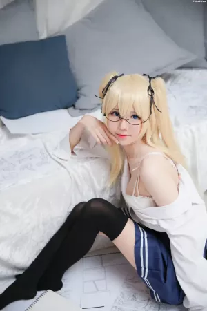 马来西亚甜妹Sally Dorasnow-No.009 – Eriri School Girl 主题写真 [43P]